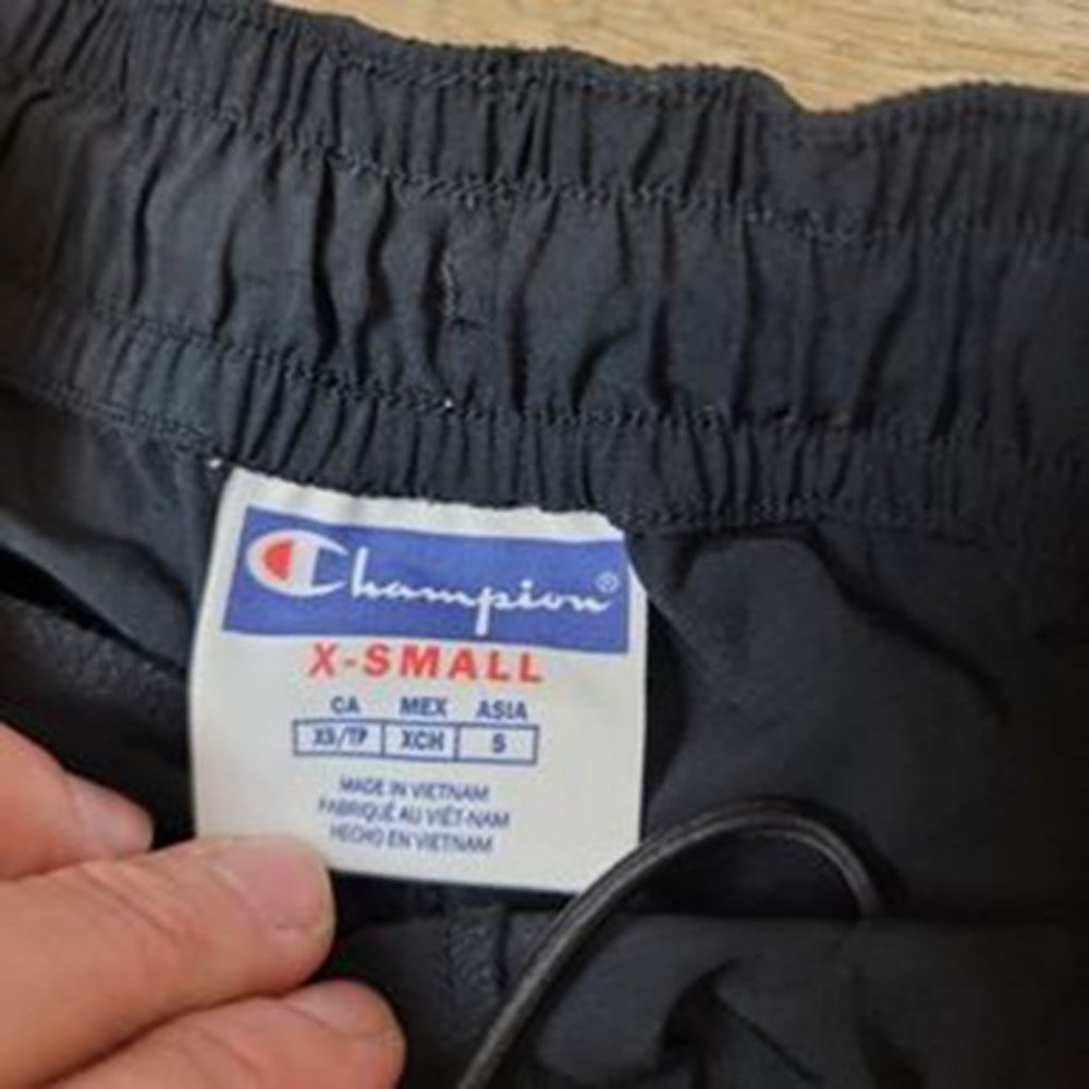Running Shorts - Picture 4 of 5